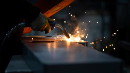 Quels gants de protection choisir selon votre environnement de travail ?